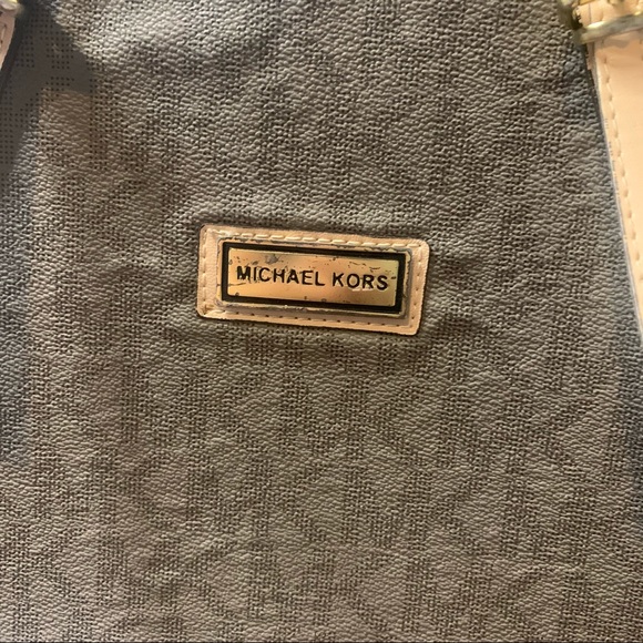 MICHAEL KORS BROWN CREAM TOTE LARGE LOGO BAG PURSE - Picture 7 of 14